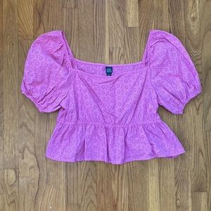 LAST CHANCE***
𝐖𝐈𝐋𝐃 𝐅𝐀𝐁𝐋𝐄 Romantic Eyelet Crop Blouse 🎀